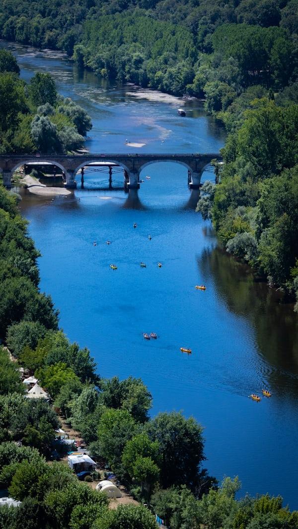 la Dordogne le cinquième fleuve le plus long de France